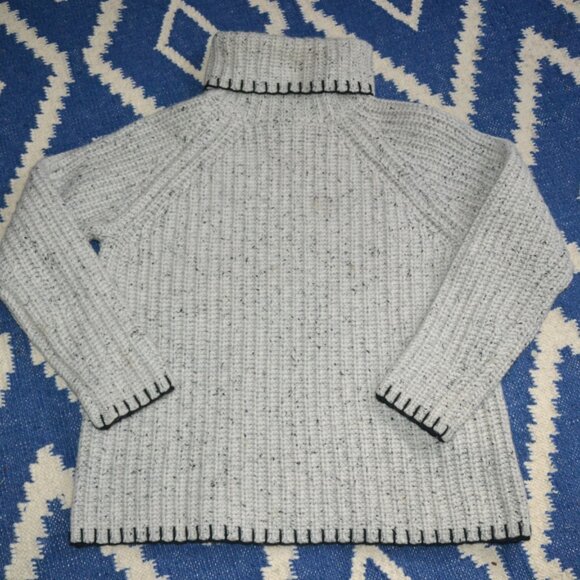 Club Monaco 100% Cashmere AMORAY Sweater Blanket Stitch Turtleneck SMALL - Picture 6 of 11